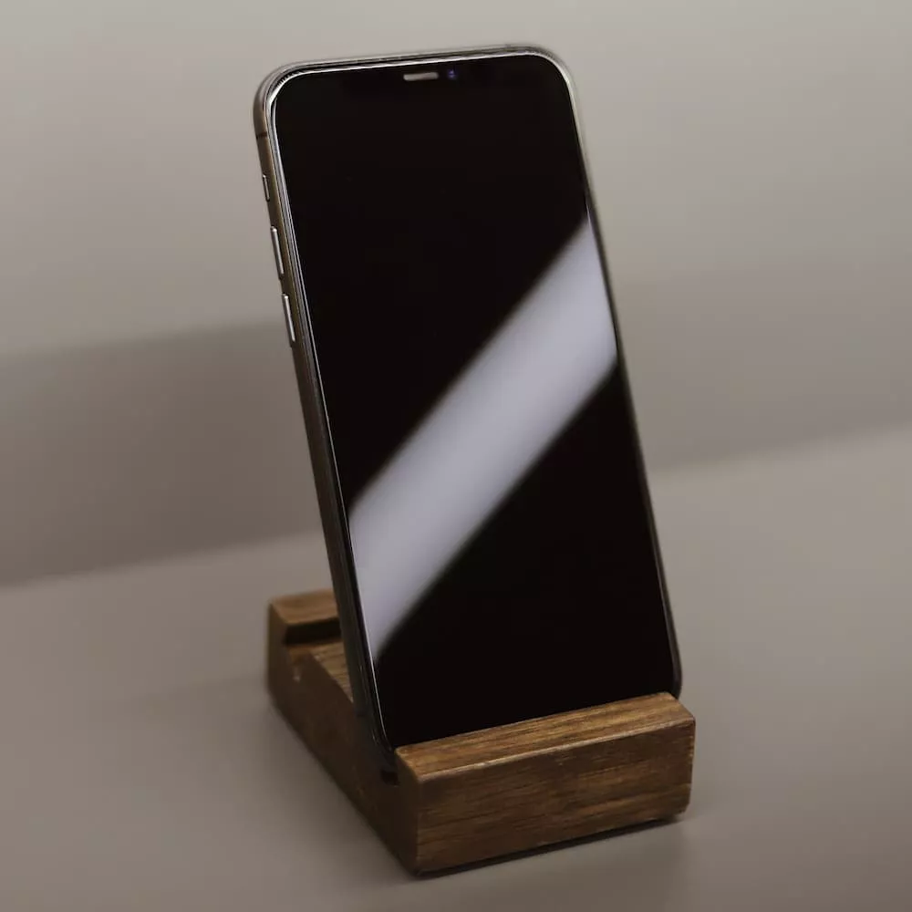 【BT100%】iPhone 11 256GB iphone_11_blk_3.jpg